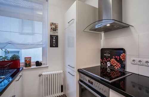 Badenscheuern Apartment | Pet-friendly 'Summer Capital of Europe' with Balcony and Wi-Fi