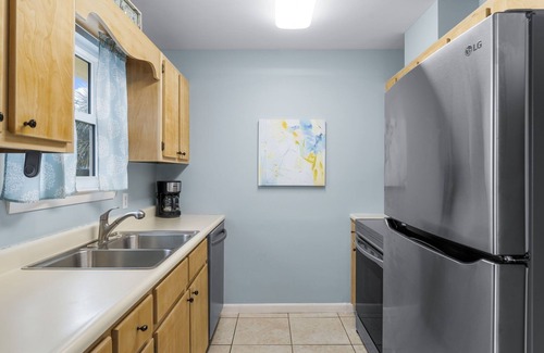 Lower Grand Lagoon House | Pet Friendly Home Close to Beach