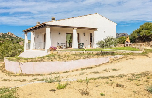 Arzachena House | Pet-Friendly Villa Tomaso with Mountain View, Garden, A/C & Wi-Fi