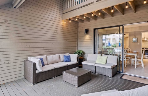 Palmetto Dunes Villa | Pet-friendly villa overlooking golf course, only minutes away from the beach!