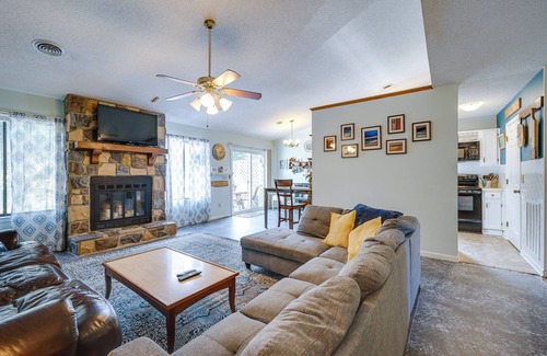 Silver Lake House | Pet-Friendly Wilmington Home w/Fenced Yard!