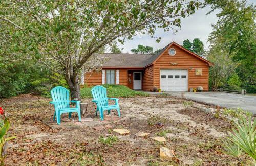 Silver Lake House | Pet-Friendly Wilmington Home with Fenced Yard!