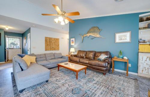 Silver Lake House | Pet-Friendly Wilmington Home with Fenced Yard!