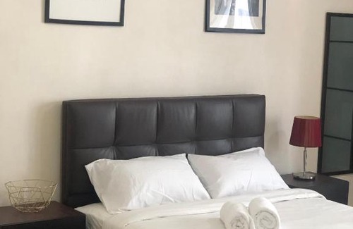 Medan Tuanku Apartment | Petal airbnb