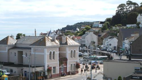 St Aubin House | Peterborough House