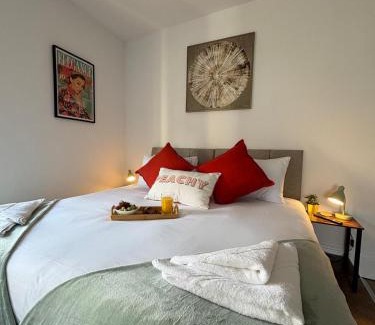 Peterborough Apartment | Peterborough Modern Studio 2