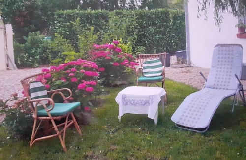 Saint-Seurin-sur-l'Isle House | Peti kaz