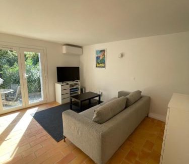 Rayol-Canadel-sur-Mer House | Petit coin de paradis