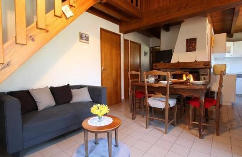 Champclause House | Petit Gîte Enchanté au Cœur de la Forêt du Meygal, Proche du Lac Bleu - FR-1-582-272