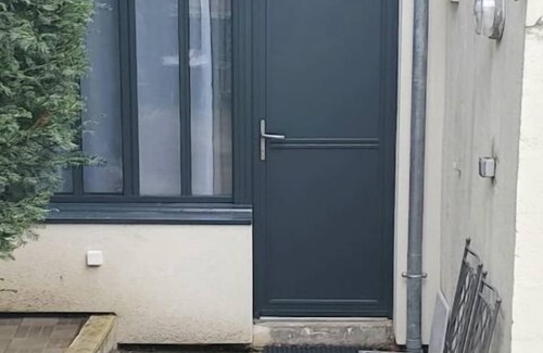 Les Lilas Apartment | Petit Loft Avec Terrasse Arborée au Lilas
