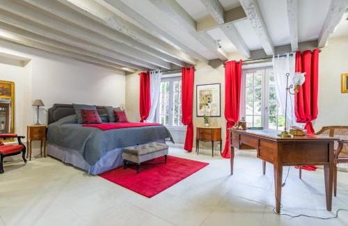 Janvry Apartment | Petit loft de charme proche VERSAILLES SACLAY 30 mn PARIS jardin terrasse parking securisé