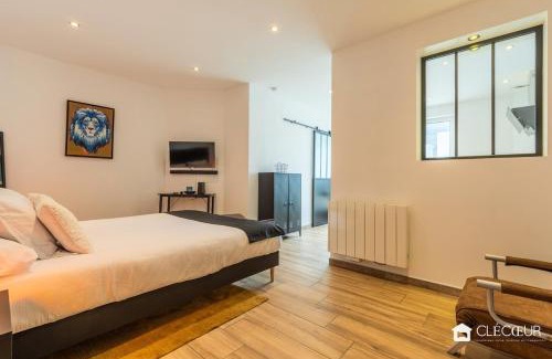 Henin-Beaumont Apartment | Petit Paradis - Terrasse privée - 100m de la gare