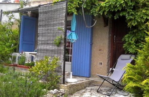 Saint-Etienne-les-Orgues House | Petit studio atypique et cosy en Provence