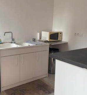 Saint-Germain-Nuelles Apartment | Petit studio aux portes du beaujolais
