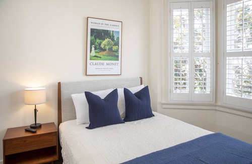 Telegraph Hill Hotel | 'Petite' Double Room with Ensuite Bathroom