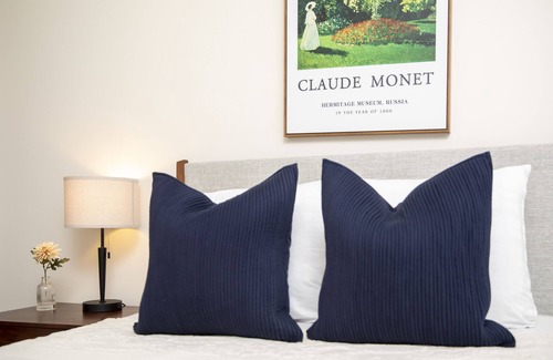Telegraph Hill Hotel | 'Petite' Double Room with Ensuite Bathroom