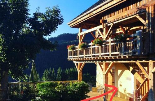 La Cote-d'Arbroz House | 'Petite Ferme Les Bouts' Apartment, sleeps 6, Nr Morzine