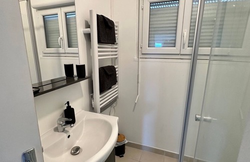 Cosne-Cours-sur-Loire House | Petite Maison sur Aérodrome