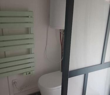 Saint-Honore-les-Bains House | Petite maison studio cosy avec jardin