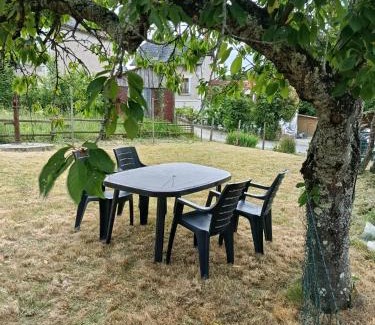 Faverolles House | Petite maison à la campagne