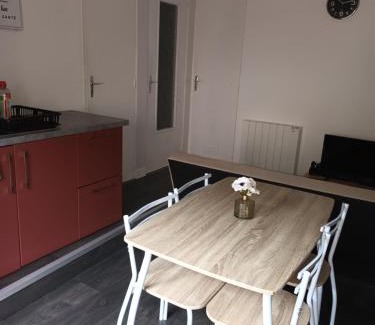 Brigueuil House | Petite maison cocooning