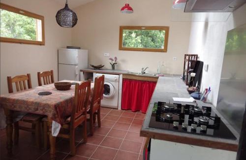Cervione Ski Chalet | petite maison dans les pins