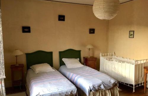 Fleurie House | Petite Maison du Château des Moriers