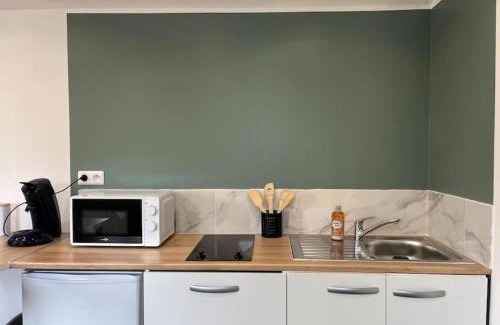 Bonnieres-sur-Seine Apartment | Petite maisonnette proche de Giverny