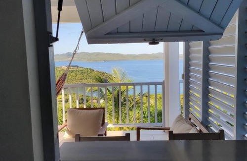Le Robert House | Petite maison meublée piscine Robert Martinique