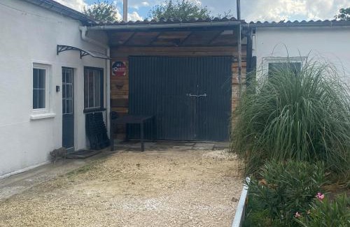 Bourges House | Petite maison, quartier calme.