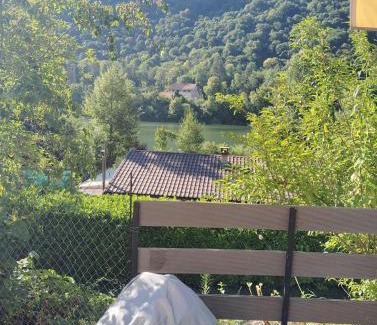 Thoirette Ski Chalet | petite maison sans vis a vis