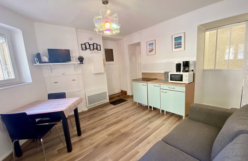 Dieppe Apartment | Petite sygogne ❤️ Waterfront & castle view ❤️ Cosy