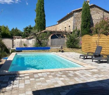Aigremont House | Petite villa avec piscine privative