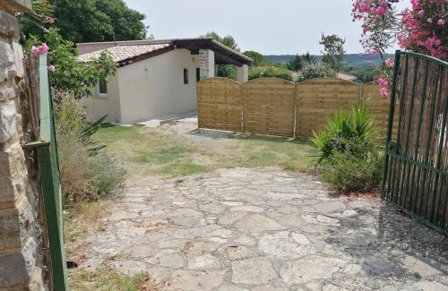 Aigremont House | Petite villa avec piscine privative