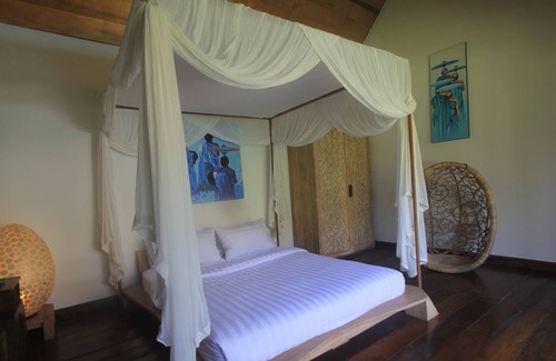 Seminyak Villa | PETITENGET : CHARMING VILLA, CLOSE TO BEACH AND CLOSE TO SEMINYAK SHOPS