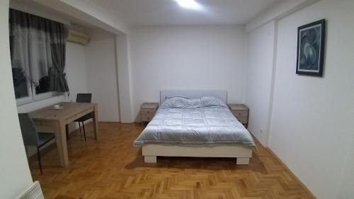 Leskovac Apartment | Petra M&P