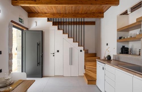 Daratsos Apartment | Petra Retreat Residence