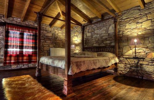 Agkistro House | Petrina House