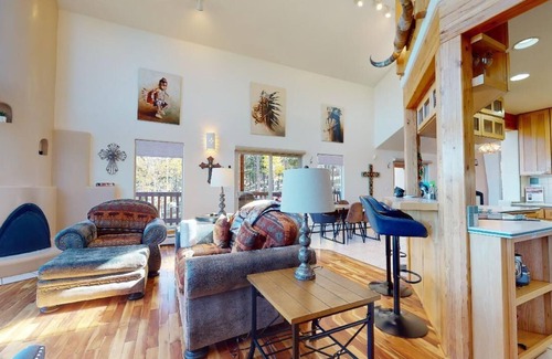 Angel Fire House | Pets | Large Deck | Hot Tub | Paradise View