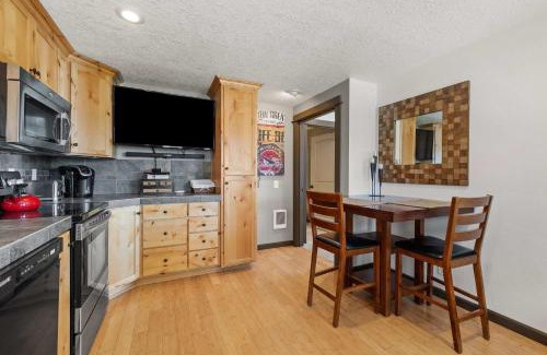 Alfalfa House | Pets OK - Perfect Couple's Retreat in Bend