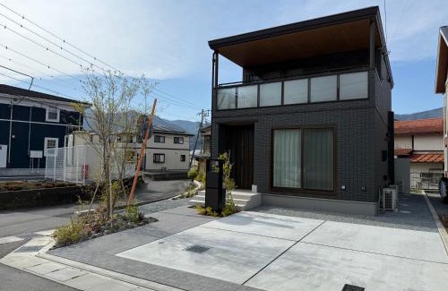 Fujikawaguchiko House | Pets OK Stunning view of Mt Fuji Near Kawaguchiko Beautiful new facilities ASTLAND