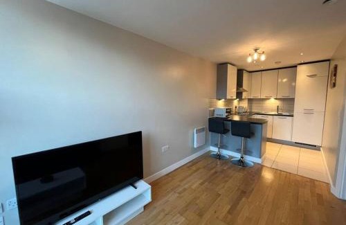 Liverpool City Centre Apartment | Pettit Apartments - Central "Free Parking"