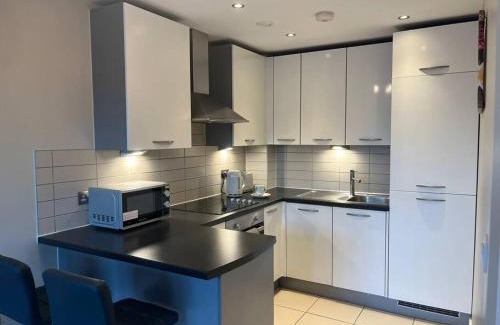 Liverpool City Centre Apartment | Pettit Apartments - Central "Free Parking"