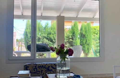 Claromeco House | PETUNIA HOME, a dos cuadras del Mar