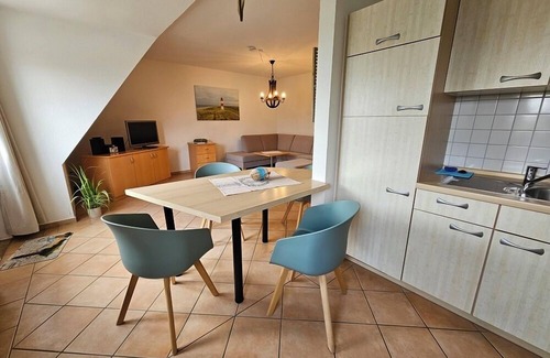 Behrensdorf Apartment | Pferdekoppel - Spacious vacation apartment with a view of nature for families