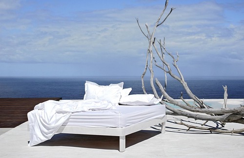 Colares Villa | PG Beach House - Luxury Sea Front View