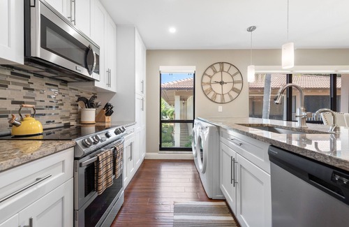 Hunt Club Apartment | PGA Residence on PGA National Championship Course by Guaranteed Rental™