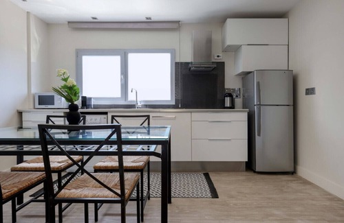 City Centre Apartment | Phaedrus Living: Mini Art House Matisse