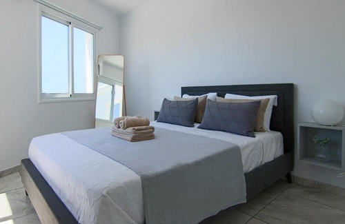 Paphos Apartment | Phaedrus Living: Seaside Luxury Flat Lighthouse 74
