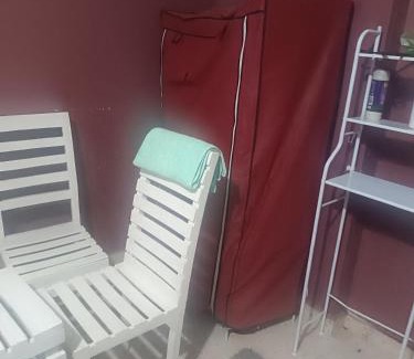 Naivasha Bed & Breakfast | Pharaoh Cribs